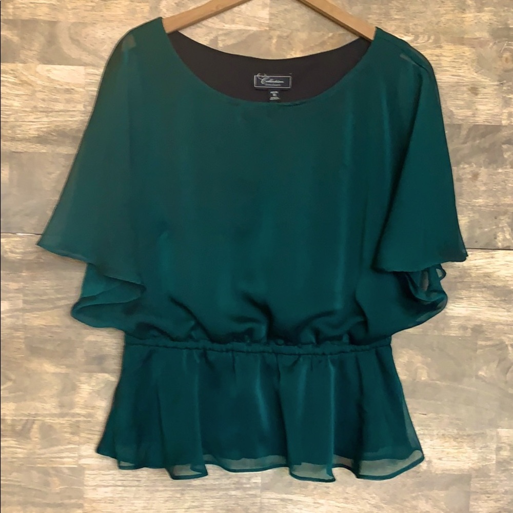 🎄4/25🎄 Dress Barn Green Blouse